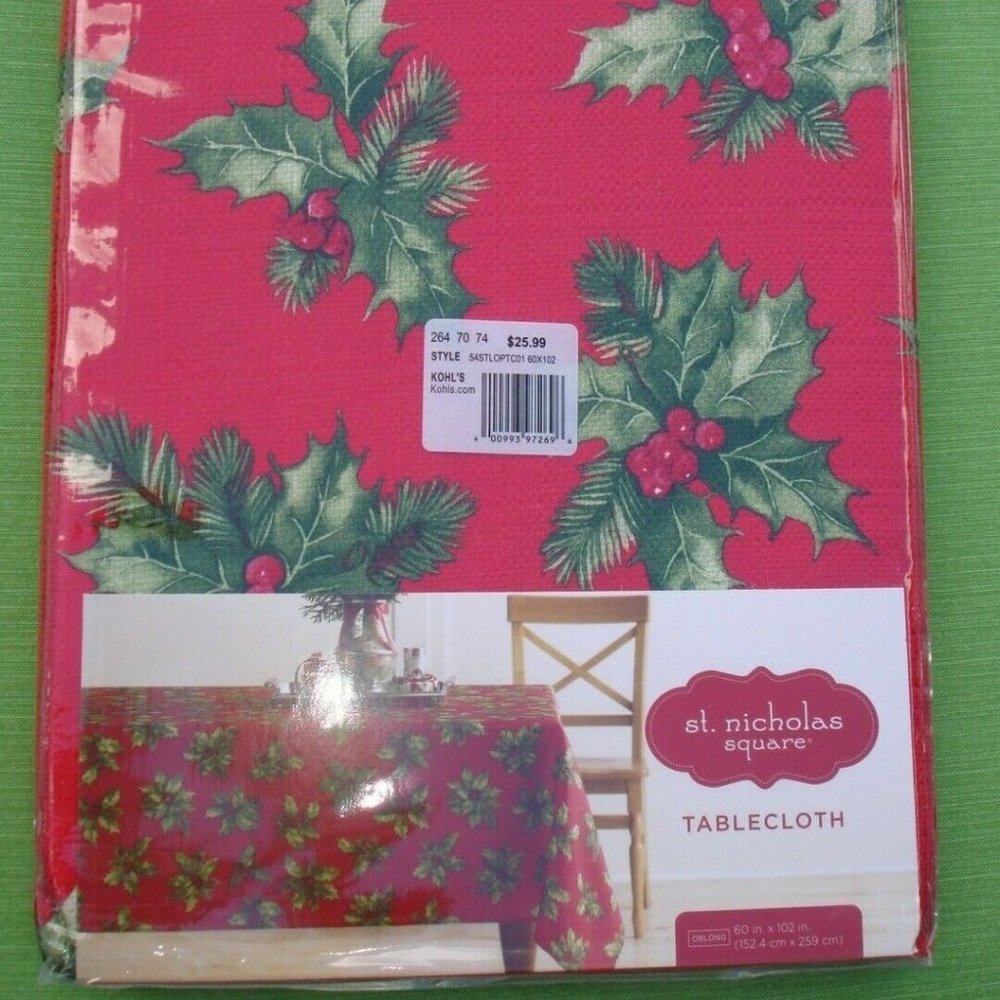 NEW 60" x 102" TABLECLOTH Christmas Fabric Traditional Red Green Holly Leaves